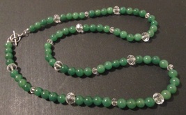 Beaded necklace, green and clear. Silver toggle clasp. 28 inches long - £19.66 GBP