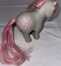 Hasbro Vintage My Little Pony Gray Horse Pink Hearts Snuzzle 1982 - £15.11 GBP