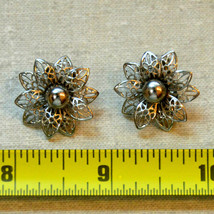 high quality vintage flower silver tone filigree clip earrings - $9.89