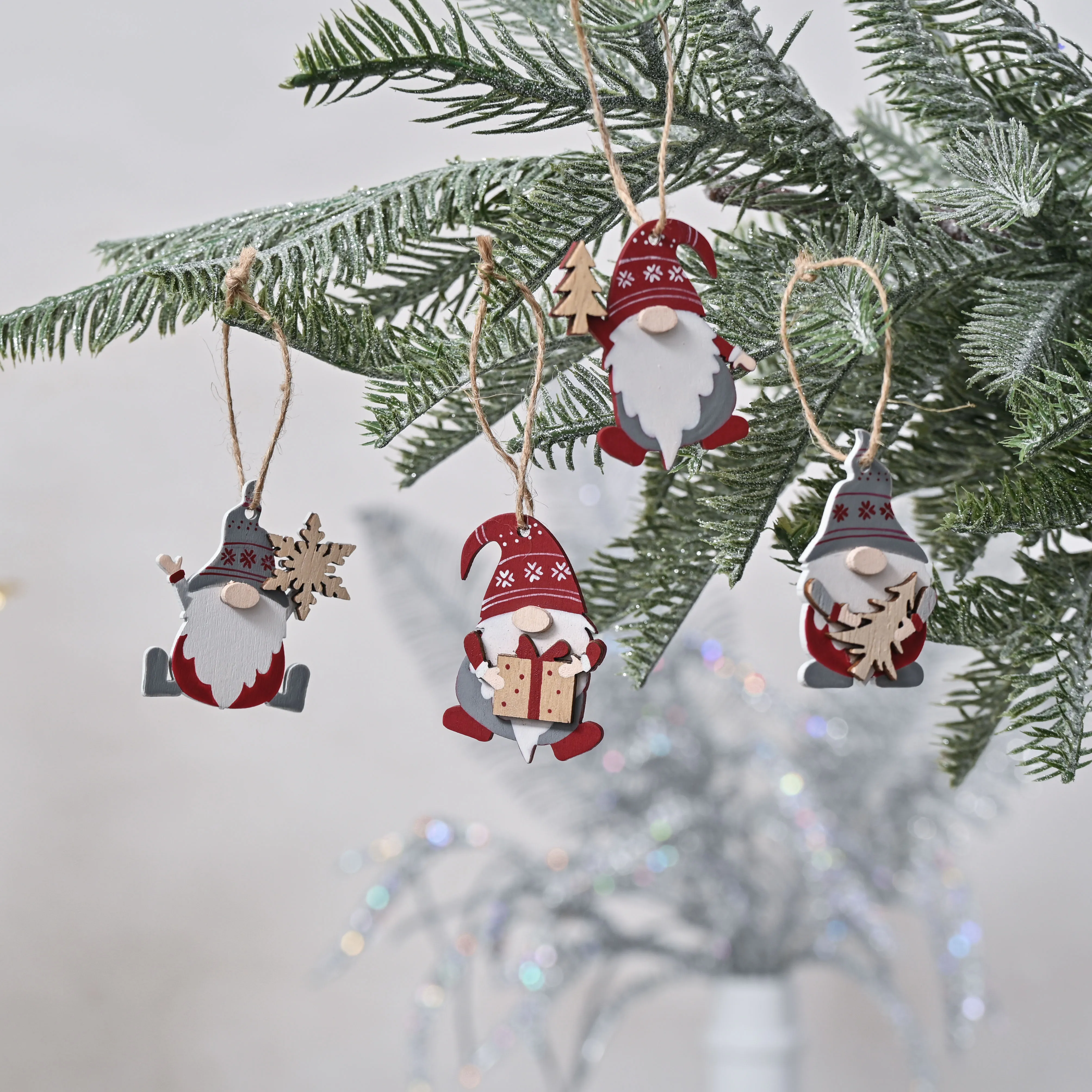 Sporting Valery Madelyn 24pcs Wooden Christmas Tree Decorations Red White Christ - £41.56 GBP