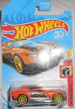 Hot Wheels 2017 HW Daredevils 5/5 &quot;Rally Cat&quot;  Mint Car On Card - £2.39 GBP