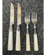 Gibson Roseland 2 Dinner Knives &amp; 2 Salad Forks Pearlescent Lucite Flatware - $272.78 MXN