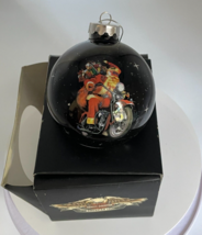 Harley Davidson 2005 Seasons Greetings Holiday Ornament Santa Claus Vint... - $4.74