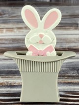 70s Vintage Avon Pin (MH4) - Magic Hat Rabbit - Spring Easter Bunny - £4.74 GBP