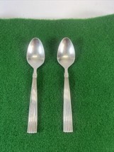 2 teaspoons Reed &amp; Barton 6 1/8&quot; CRESCENDO Stainless 18/8 Silverware - £22.20 GBP