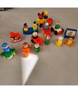 Vintage Lot Of 24 Fisher Price Little People Tractor Rooster Airplane Pu... - £32.71 GBP