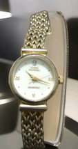 Gloria Vanderbilt Diamond Women&#39;s Bracelet Watch Gold Case White FaceNew... - $207.41 MXN