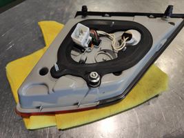 Passenger Right Tail Light Sedan Lid Mounted Fits 09-11 GENESIS 70552 image 12