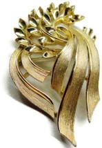 Lisner Goldtone Swirls &amp; Leaves Textured Costume Designer Vintage Brooch... - £9.91 GBP