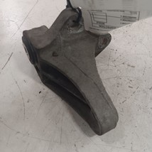 Ford Focus 2.0 Engine Motor Mount Bracket Rear Back  2018 2017 2016 2015 - $26.94