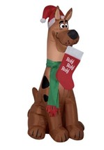 Inflatable SCOOBY-DOO With Santa Hat And Stocking (As) - £108.53 GBP