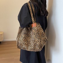 Large Capacity Leopard Print Canvas Tote Bag - £15.71 GBP