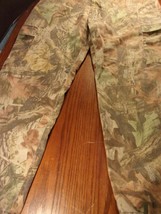 CABELA&#39;S CAMOUFLAGE TREES LEAVES HUNTING TACTICAL PANTS SIZE 42 REGULAR ... - $27.84
