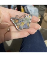 Pressed Dried Pansy Flowers Glass Silver Tone Metal Butterfly Brooch - $300.74 MXN