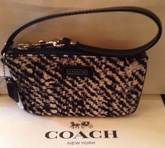 Coach Authentic Donegal  Fabric W Leather Trim ivory-Multi Small Wristle... - £32.95 GBP