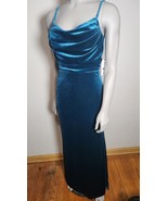 Sexy Beautiful Dress Women&#39;s Emerald Green Velvet V Neck Party Formal NWT - $33.69