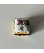 Limoges Peint Main Porcelain Trinket Box With 4 Glass Perfume Bottles Fl... - $2,100.39 MXN