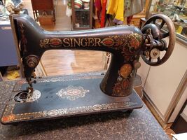 Vintage Singer Sewing Machine Head Model 66 Red Eye Parts Repair - $49.49