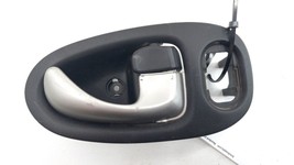 Saturn Vue Door Handle Right Passenger Rear Interior Inside Inner2004 20... - $19.79