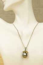 Vintage Costume Jewelry Monet 13MM Black Pearl Peridot Pendant Necklace 16&quot; - $14.84