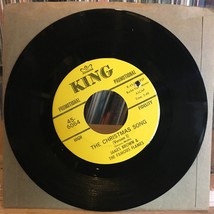 Exc 45 Rpm~James Brown~The Christmas Song~(Version 1 &amp; Version 2)~[1966~PROMO] - £7.90 GBP