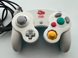 Authentic Official Nintendo GameCube Controller - Nintendo Club Mario Wh... - £151.83 GBP