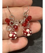 red crystal beads dangle earings silver tone - $9.10 CAD