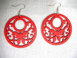 True Red Real Wood Scrolling Butterfly Cut Outs Nature Girl Dangling Earrings - £4.73 GBP