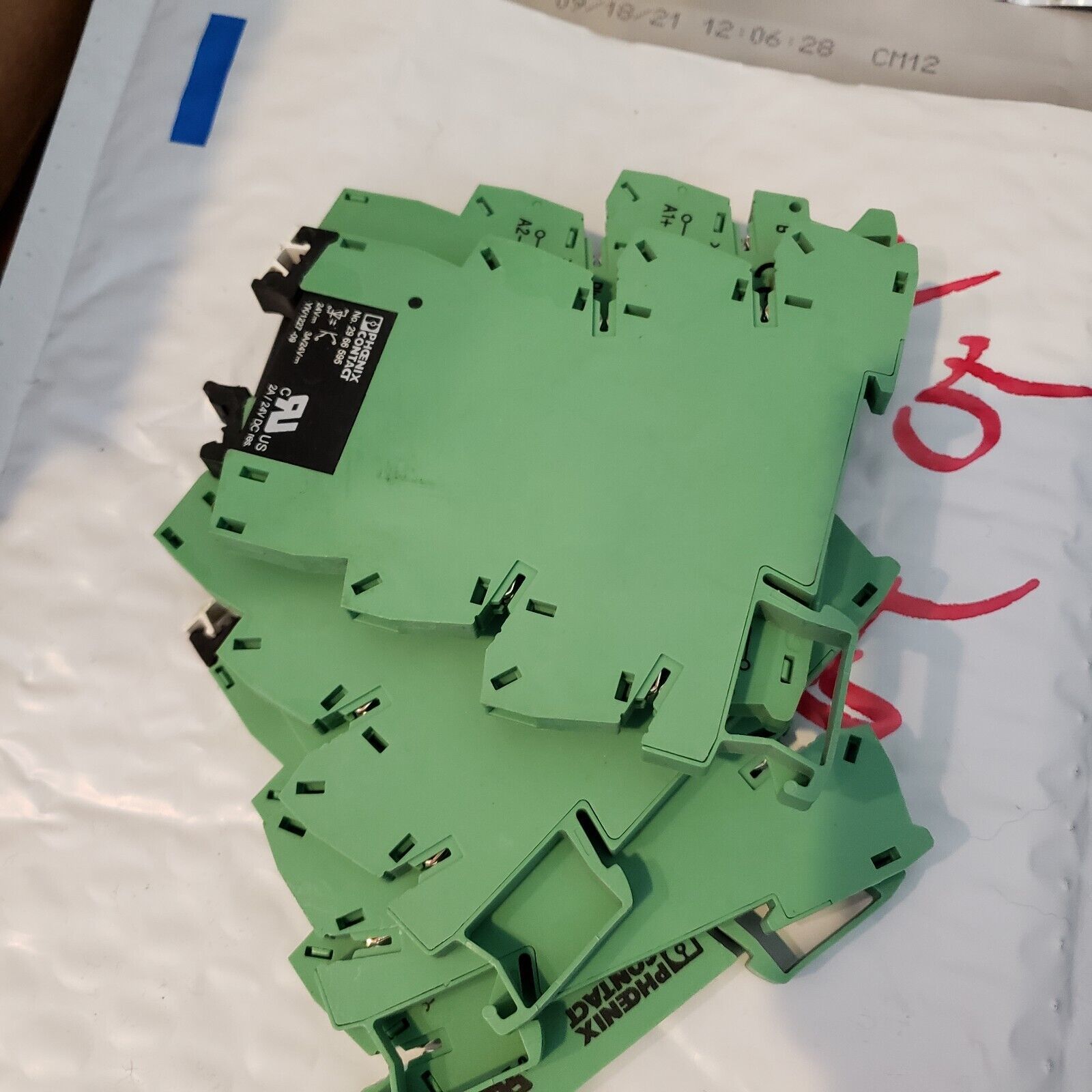 NEW LOT of 5 Phoenix Contact Terminal Block 24VDC # PLC-BSP-24DC/21 - $28.59