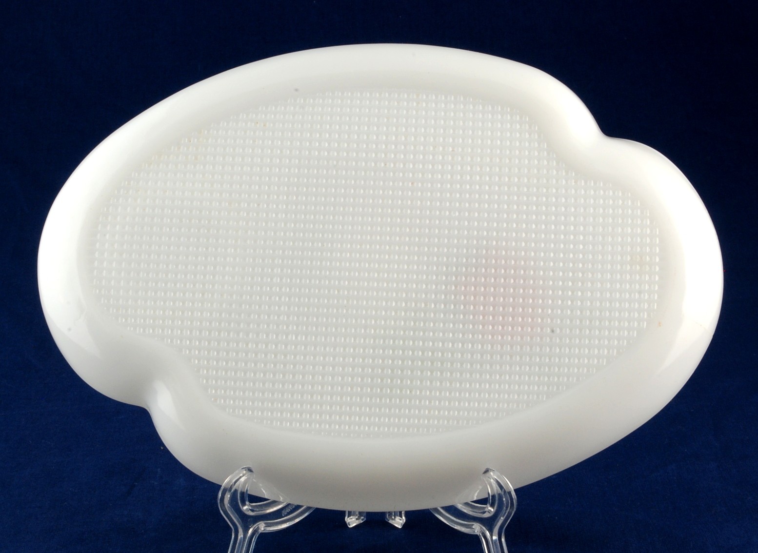 Federal Glass Rosecrest Dura-White Snack Tray Plate Milk Glass New Rose Item image 3