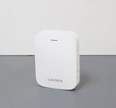 Linksys RE7350 Max-Stream Dual-Band WiFi 6 Range  image 2