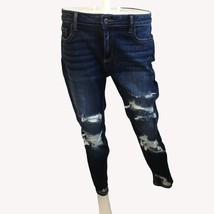 New with Tags Cello Ladies size 9 cropped skinny jeans - $28.05