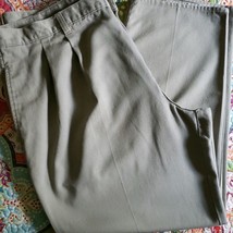 Farah Brand ~ Men&#39;s 42 x 30 ~ Khaki (Beige) in Color ~ Cotton Pants - £20.54 GBP