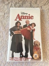 Annie  VHS 2000  Kathy Clamshell Bates Alicia Morton Victor Garber Alan Cumming - £7.08 GBP