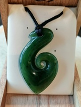 New zealand designs Natural Jade Hook LARGE pendant / necklace 48 mm - £99.79 GBP