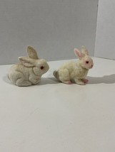 Vintage Lot Of 2 White Flocked Rabbits/Bunnies Small Hong Kong Thailand ... - $227.82 MXN