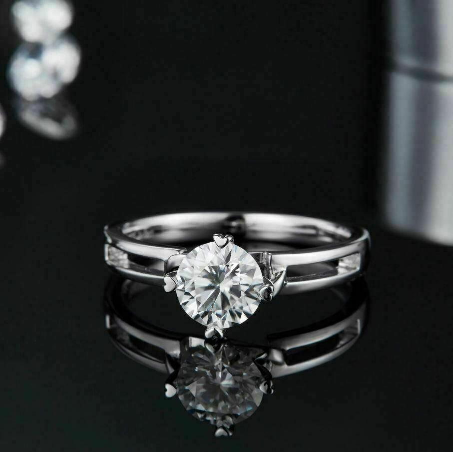 1.75Ct Round Cut White Diamond 925 Sterling Silver Solitaire Engagement Ring