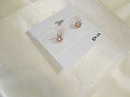 Department Store 1 ctwt Rose Gold Tone Cubic Zirconia Stud Earrings B555 - £8.34 GBP