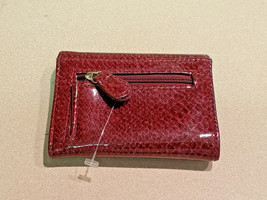 Burgundy Shiny Faux Leather Glitter Snakeskin Design Trifold Wallet (NWOT) - £7.74 GBP
