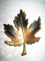 Beautiful Gold Tone Autumn Leaf Pin - $12.30