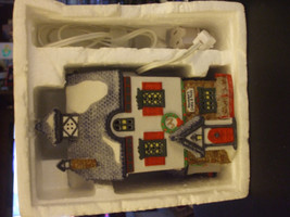 Vintage Department 56 North Pole Series &quot;Neenee&#39;s Dolls &amp; Toys&quot; Lighted ... - £35.60 GBP