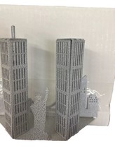 Two 2001 WORLD TRADE CENTER New York City Metal Souvenir Statue Of Liber... - $19.02