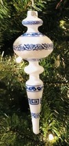 Robert Stanley Glass Christmas Ornament Chinoiserie Jar Blue White 6.5” - £11.80 GBP