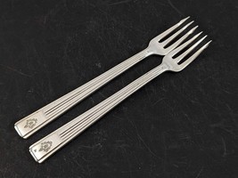 International STATLER HILTON 2 Seafood Cocktail Forks 6&quot; Silverplate 1940 - $14.84