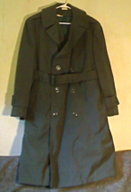 US Army Dark Green Size 38S Vietnam or Cold War Era Long Coat Jacket Trenchcoat - £11.79 GBP