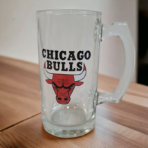 NBA Chicago Bulls Heavyweight Glass Beer Stein 12 Oz. Mug Team Logo - £6.62 GBP
