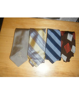 Lot of 4 Men&#39;s Vintage Neck Ties - £13.67 GBP