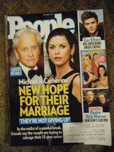 People Magazine - Michael Douglas &amp; Catherine Zeta Jones Cover - October... - £5.95 GBP