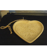 The Pampered Chef Family Heritage Stoneware 2000 Anniversary Heart Cooki... - £10.46 GBP