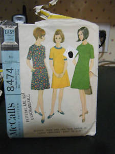 Vintage McCall's 8474 Teen Dress Pattern - Size 12T-14T Bust 31-33 - $10.84